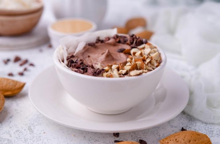 Chocolate Avocado Smoothie Bowl